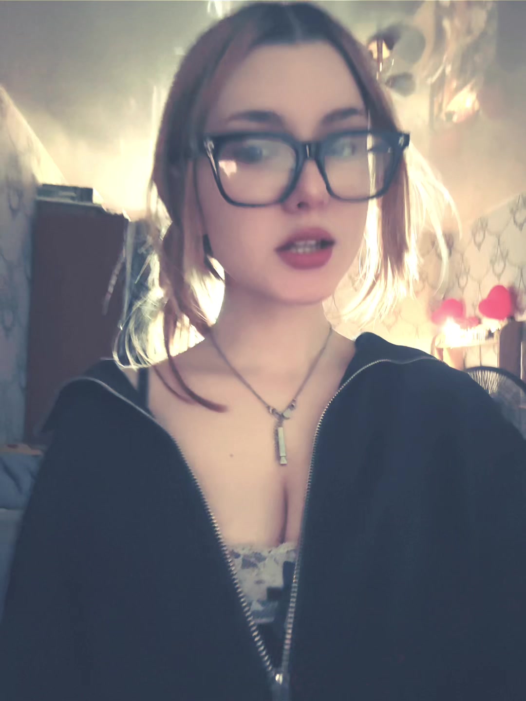 @<З