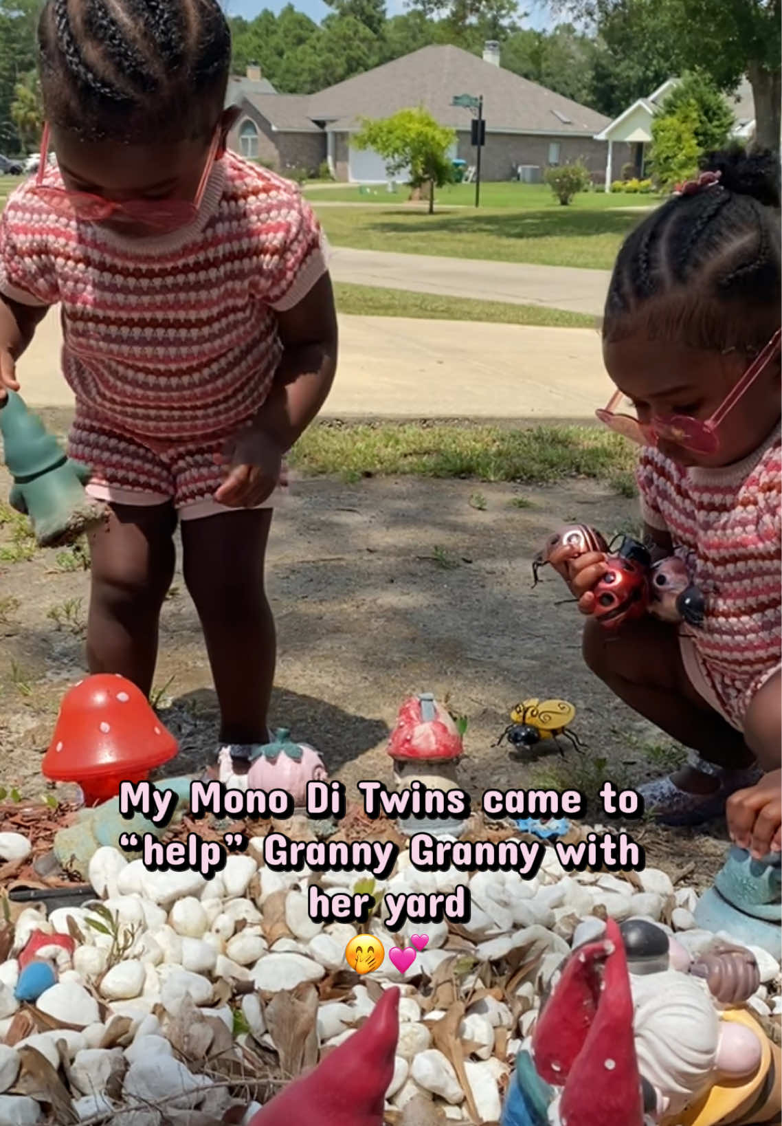@twintasticpartyofsix