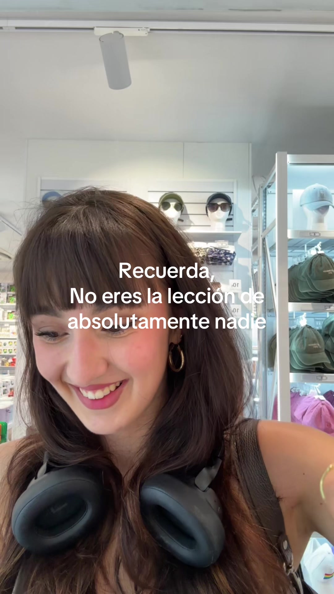 @Claudia 🌙