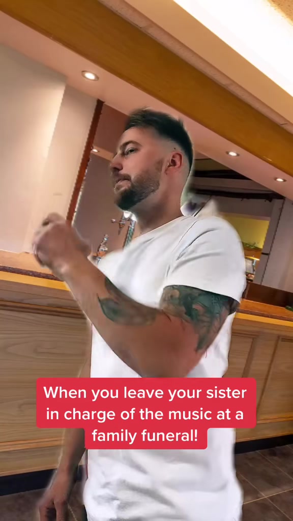 @tylertoosmall