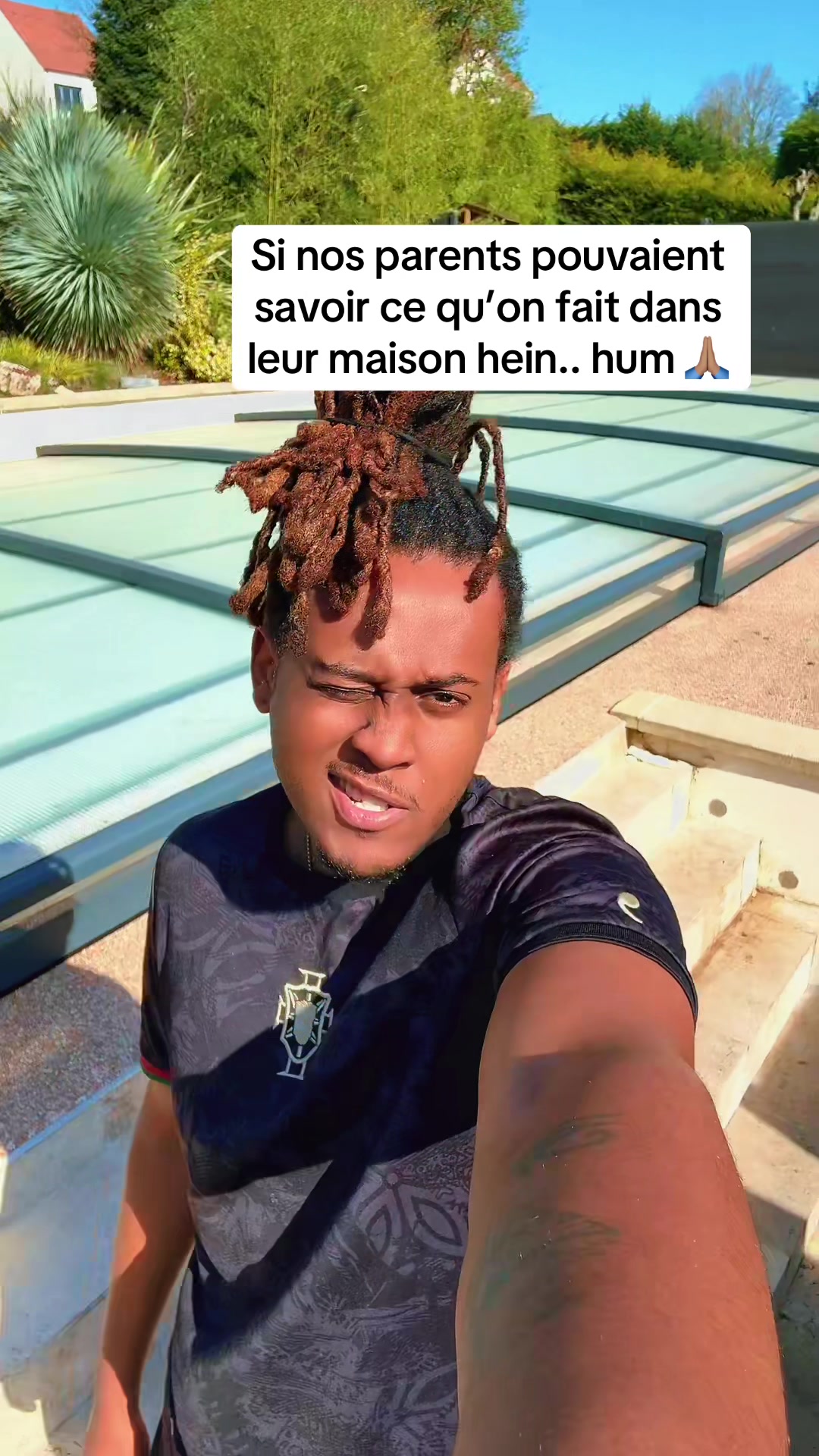 @🧟&zwj;♂️ Le Boma locks&eacute; 🇬🇦