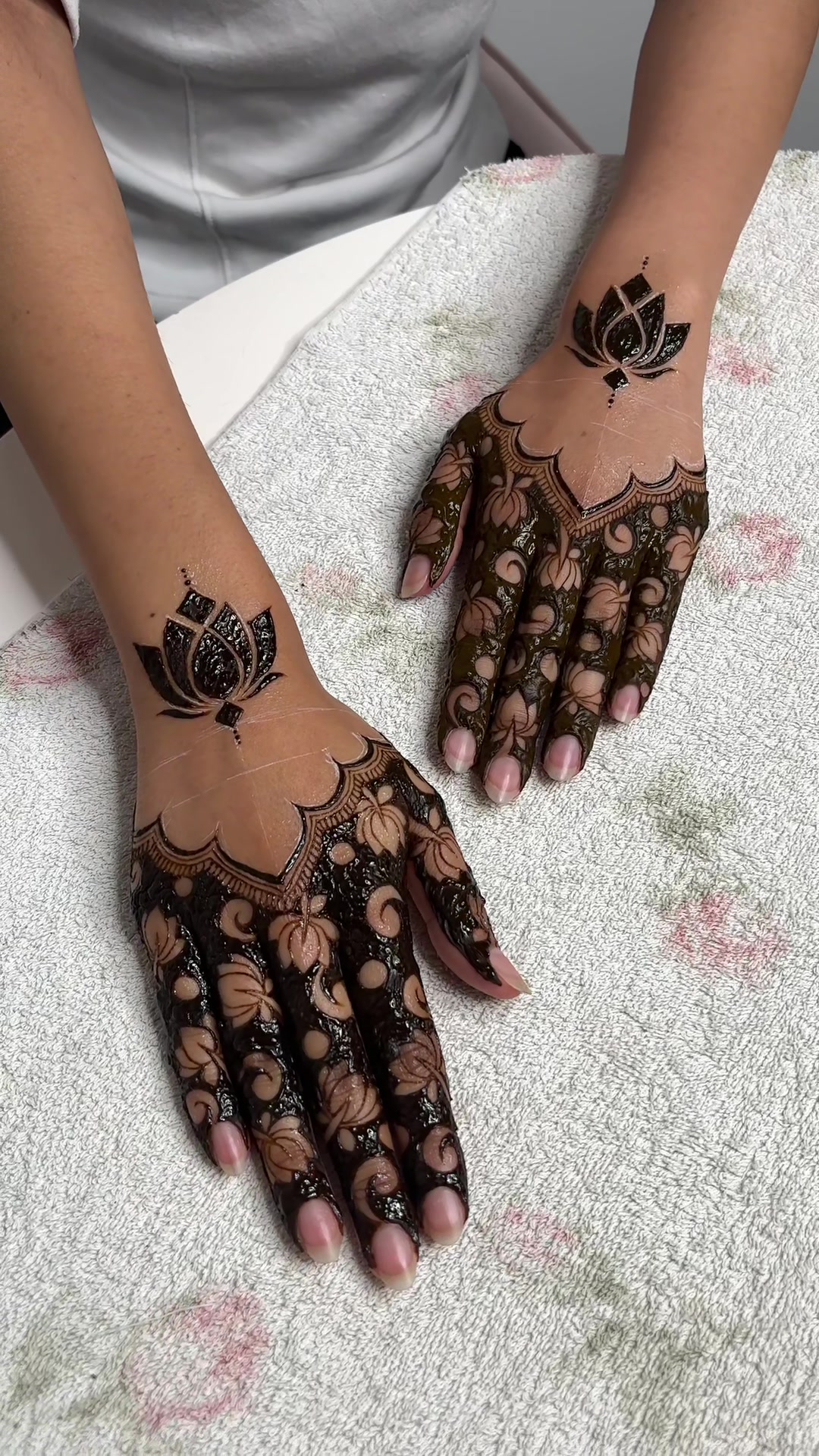 @Henna By Harmeet ✨