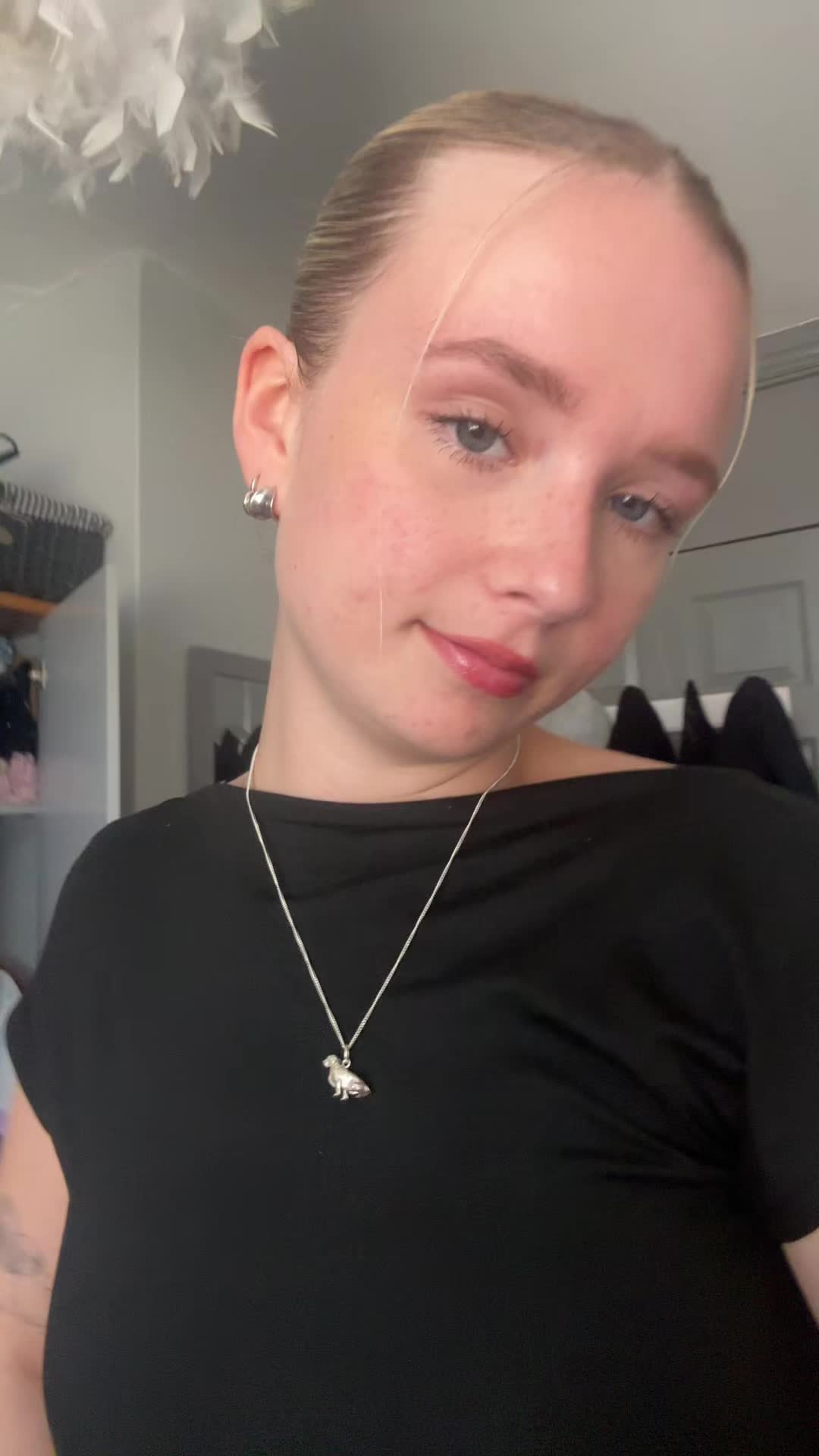 @g