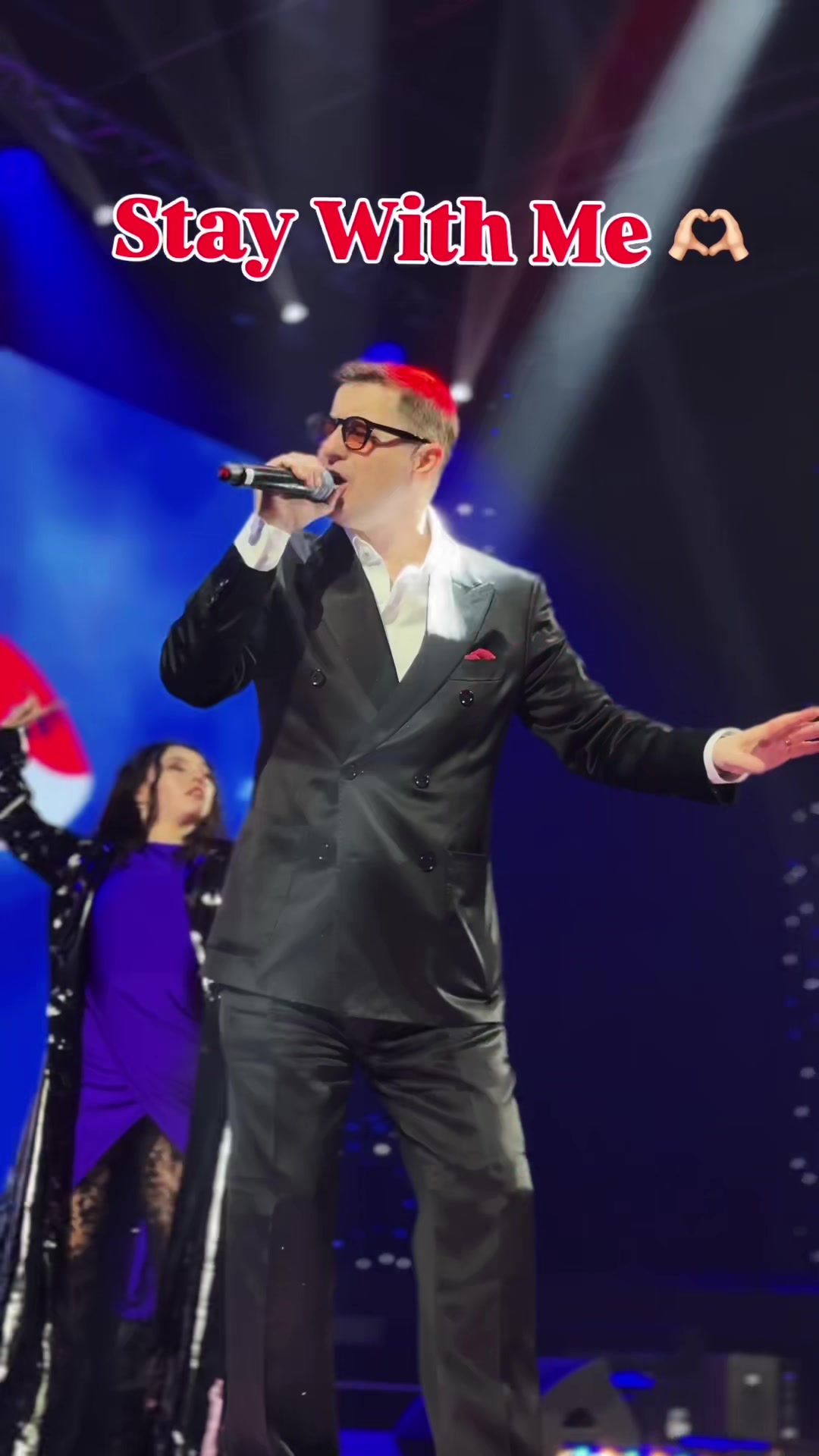 @Akcent