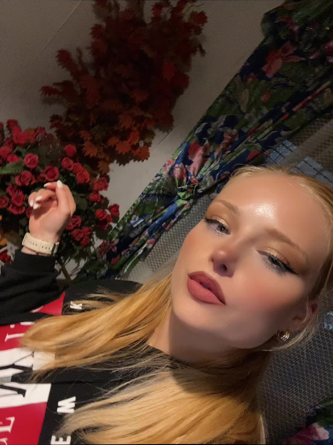 @RUUUUX