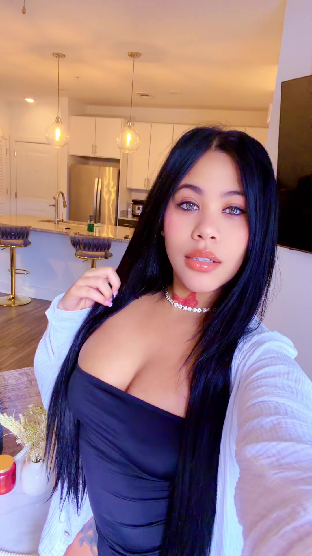 @Elayne Iribarren