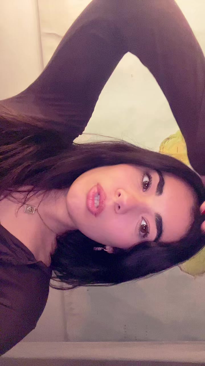@Alessia🧿