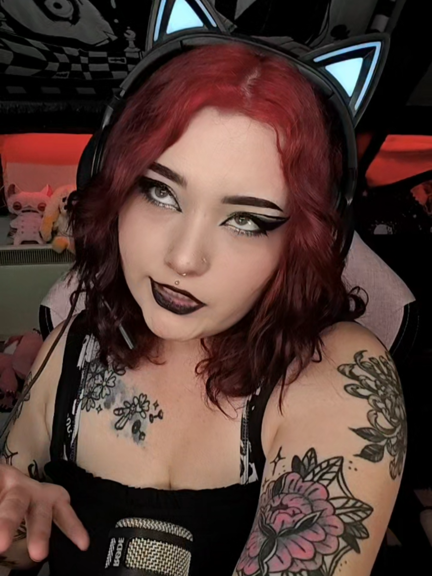 @Maeve | Variety Streamer