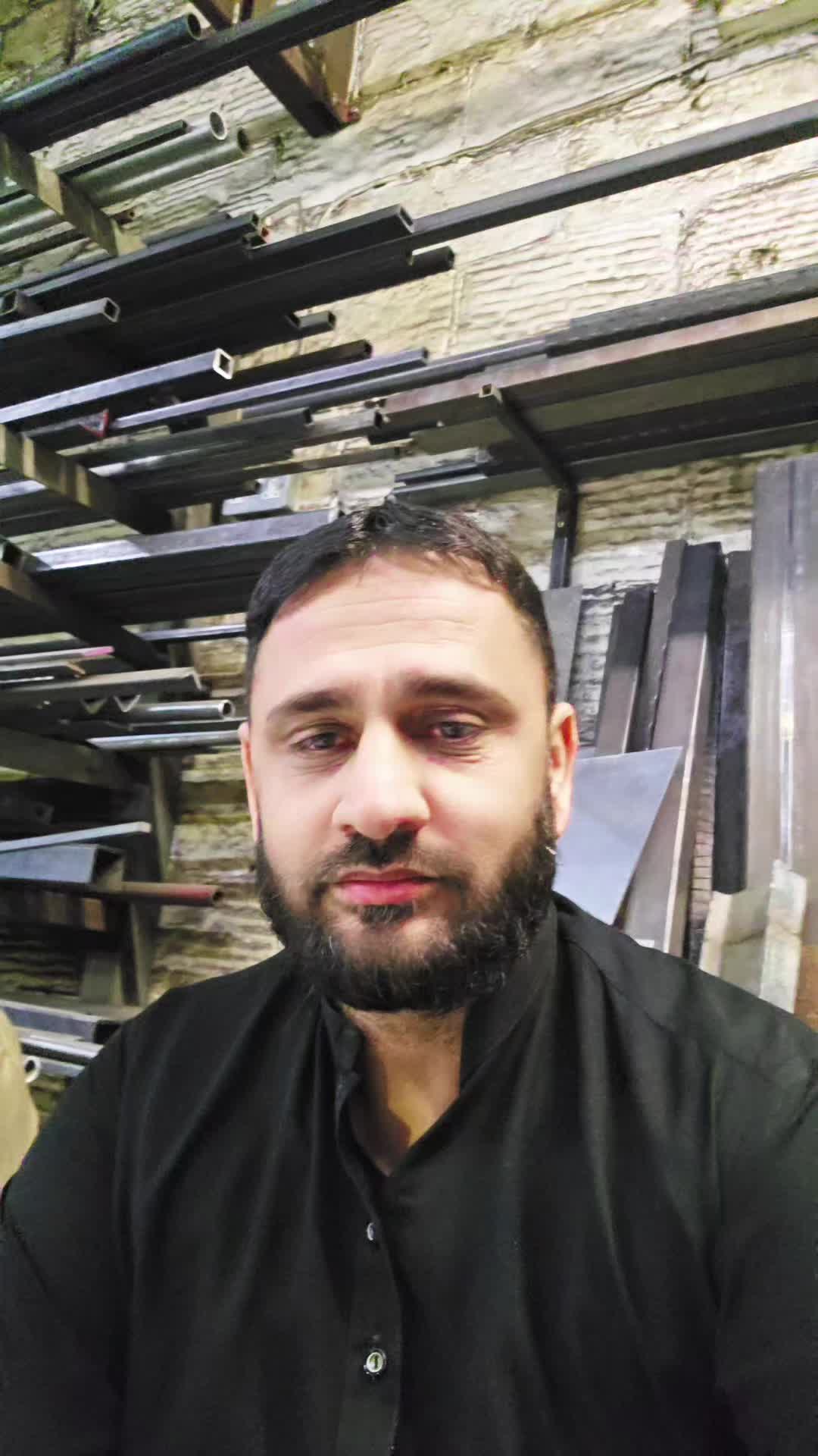 @SALEEM KIANI🇵🇰🏴󠁧󠁢󠁥󠁮󠁧󠁿