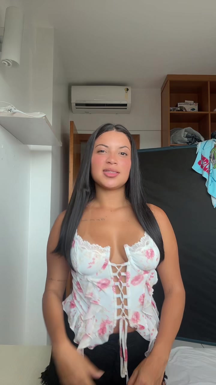 @Samia Santos