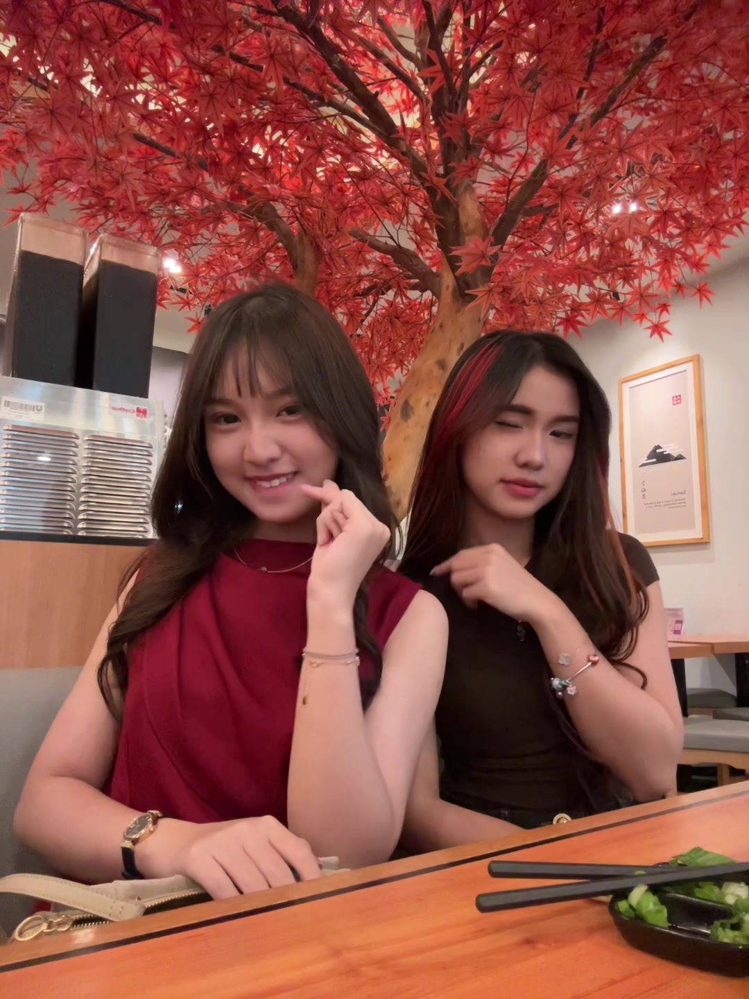 @โณ