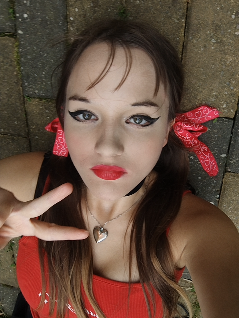 @Hannah The Internet Angel