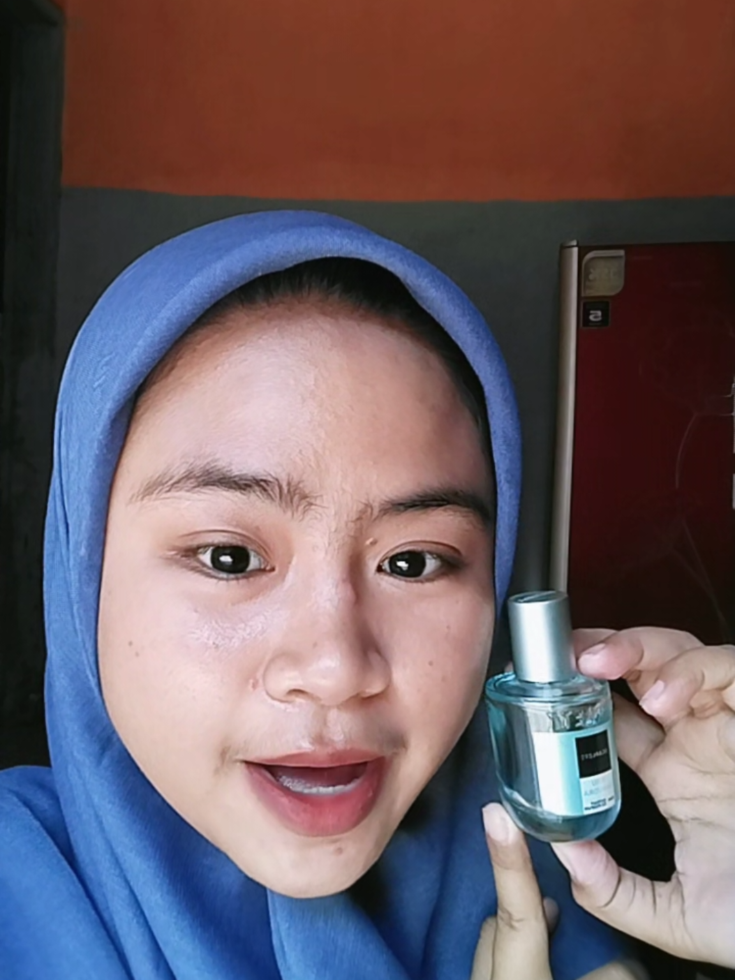 @Amel07