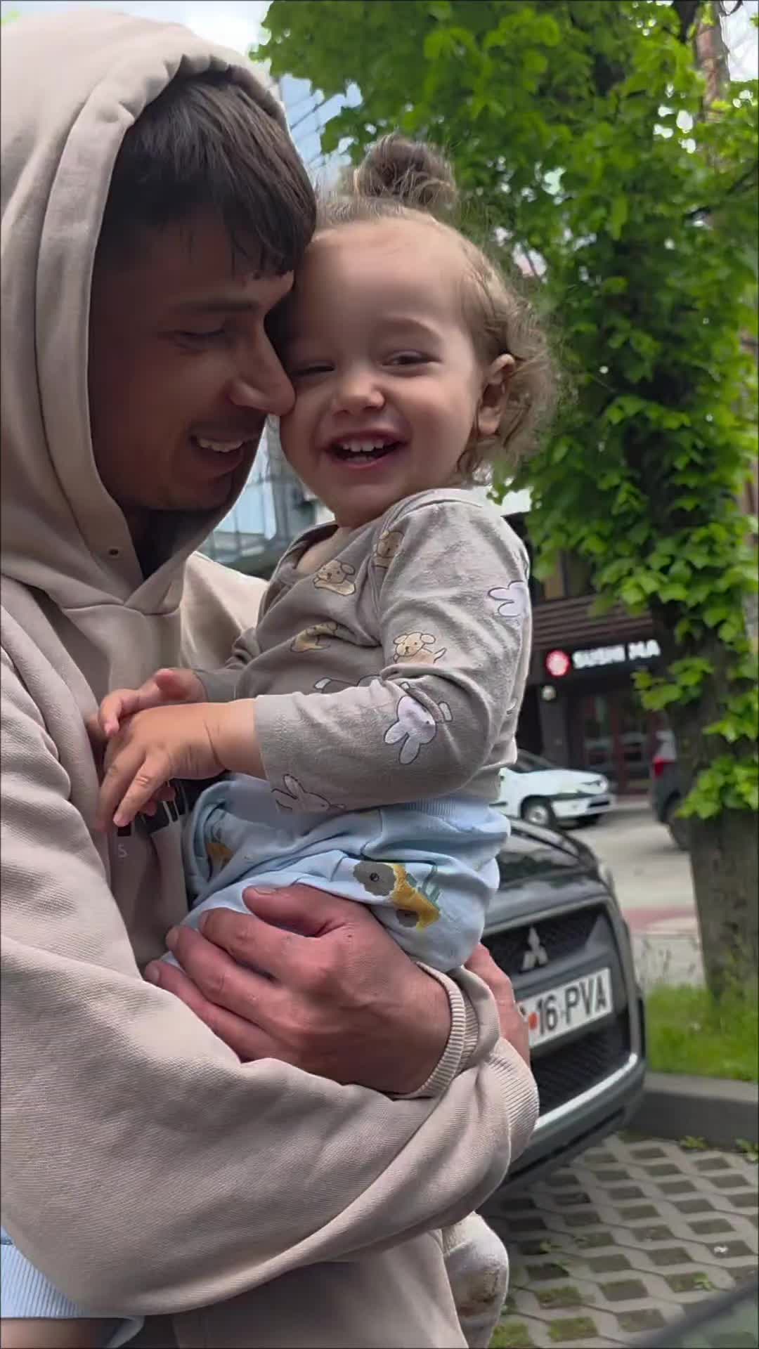 @Elena_Elenutza🖤🇷🇴