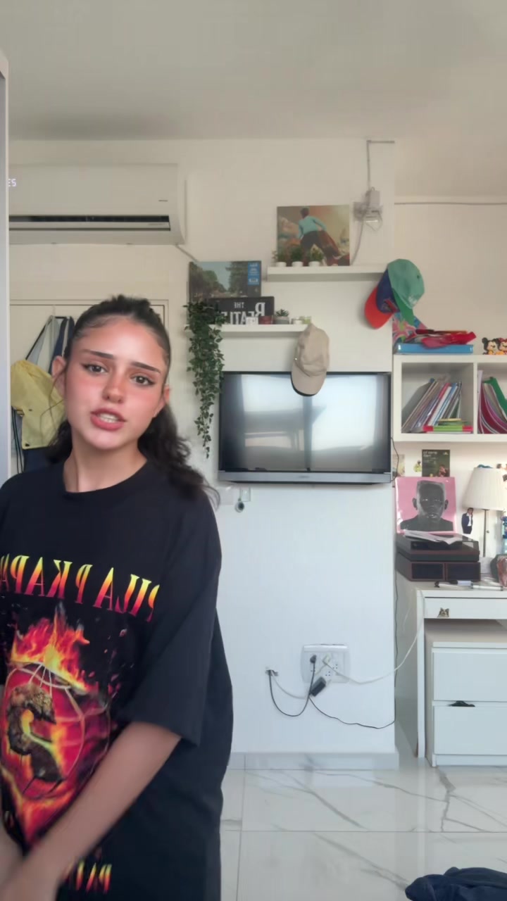 @Roni