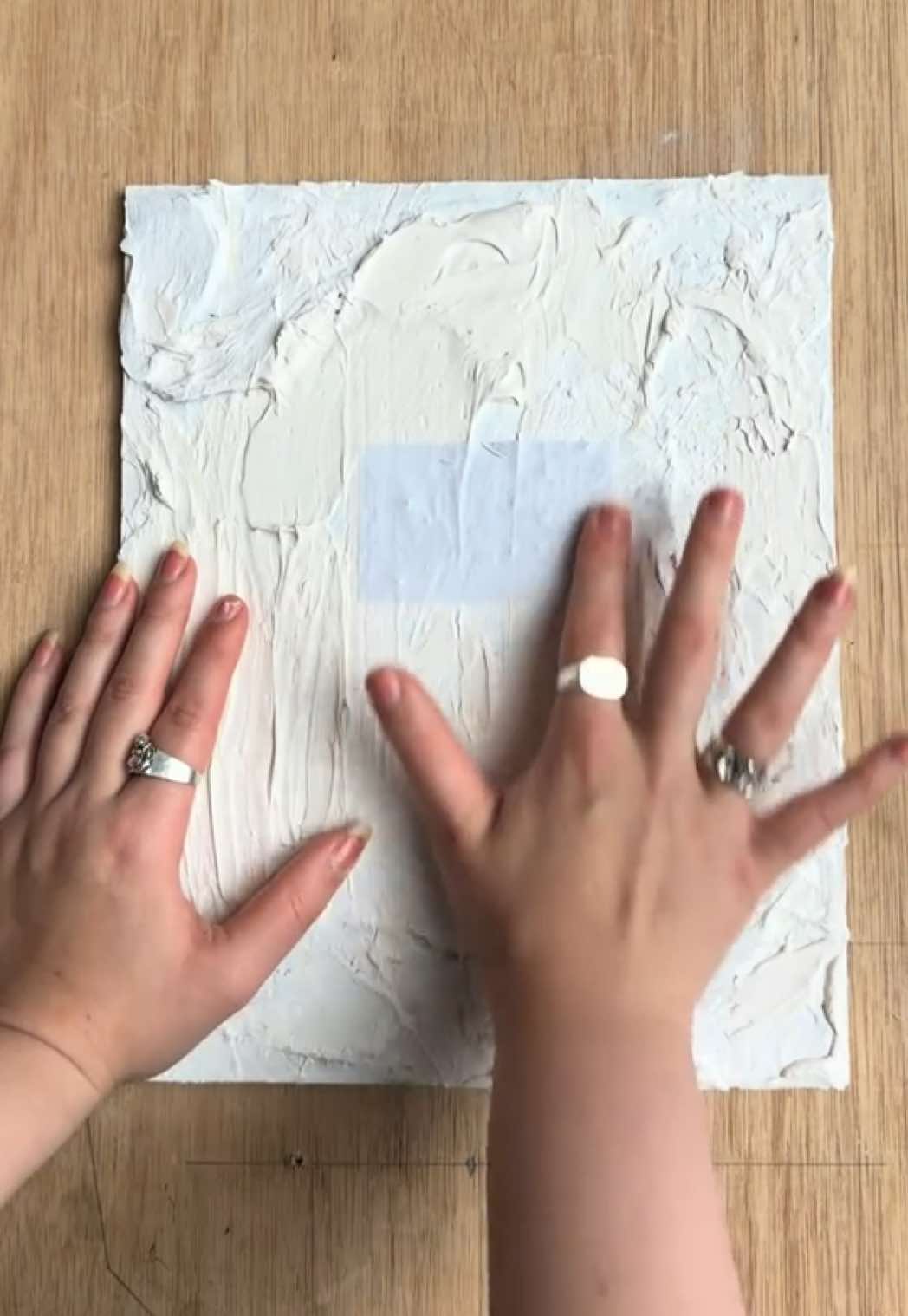 @Lucy Evans | Artist