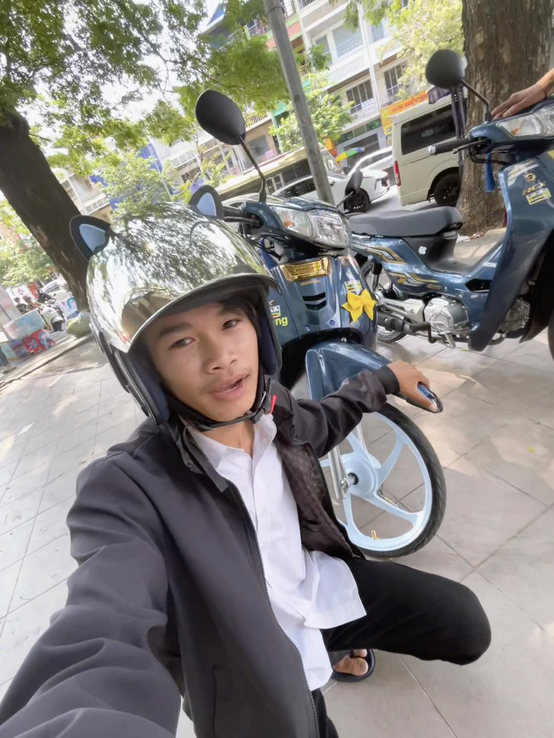 @/ ប្រុស លៀង/មេធីម ចូលធីមអត់💙