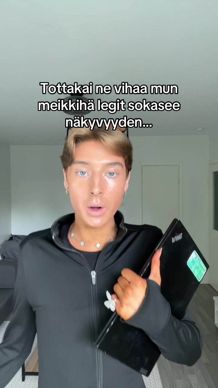 @_onzq_