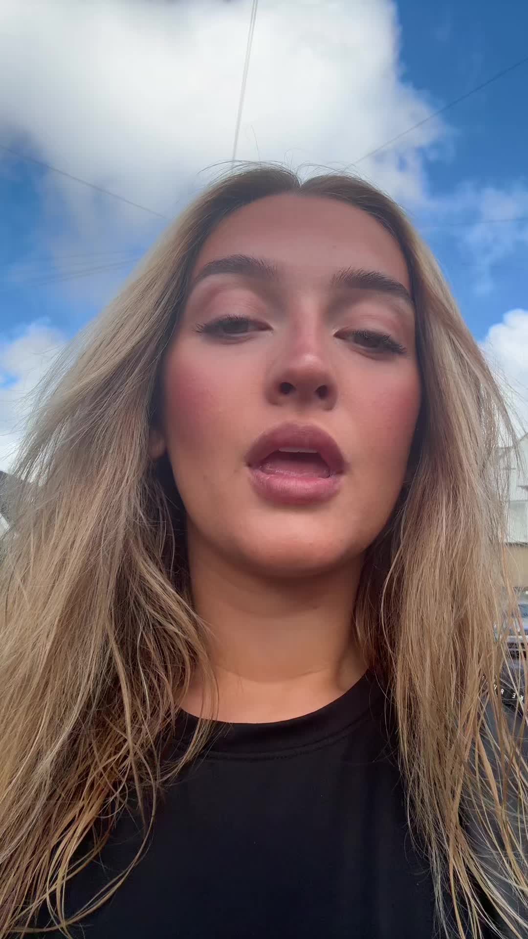 @erintheagent