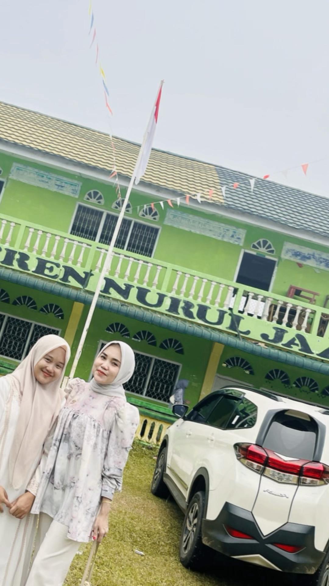 @Ilya Afrida