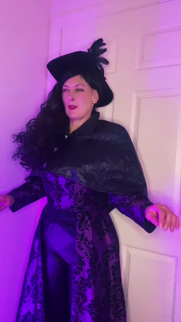 @Aurora Foxx