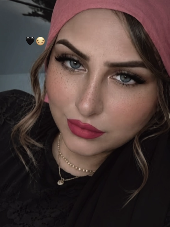 @🦋Rania Elgharabaw Makeup 🦋