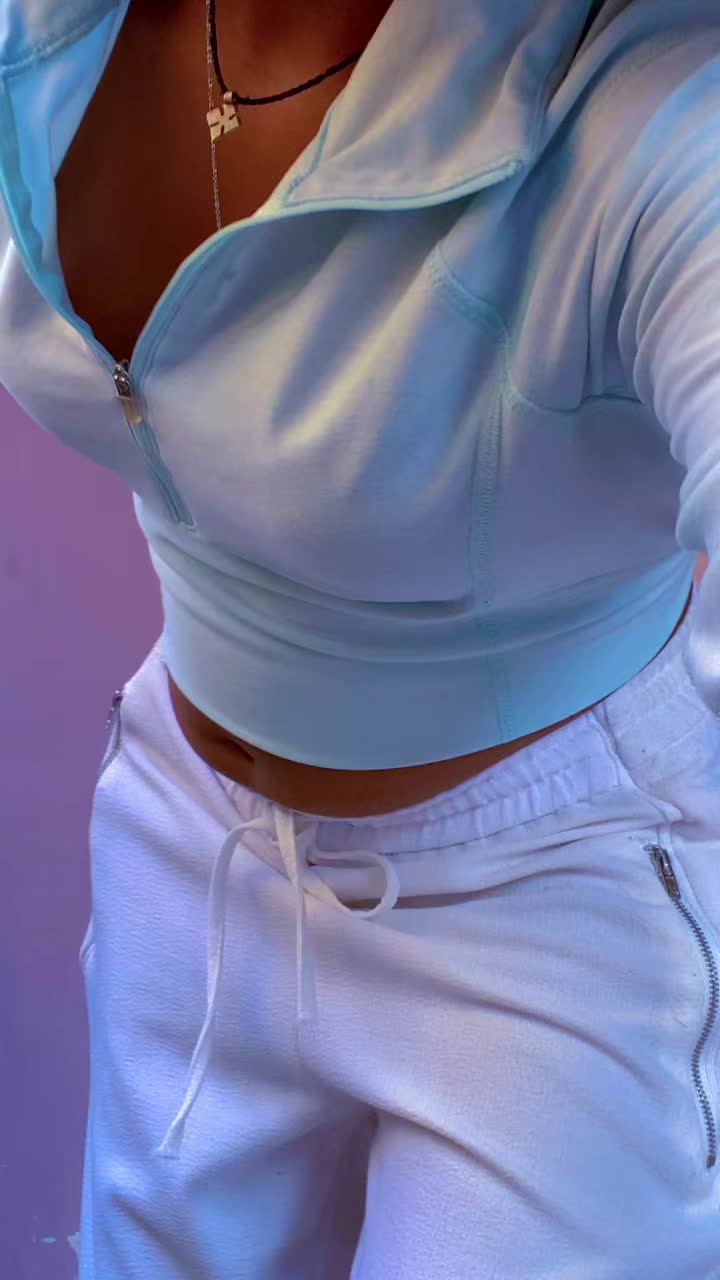 @Calista 🦋🦋