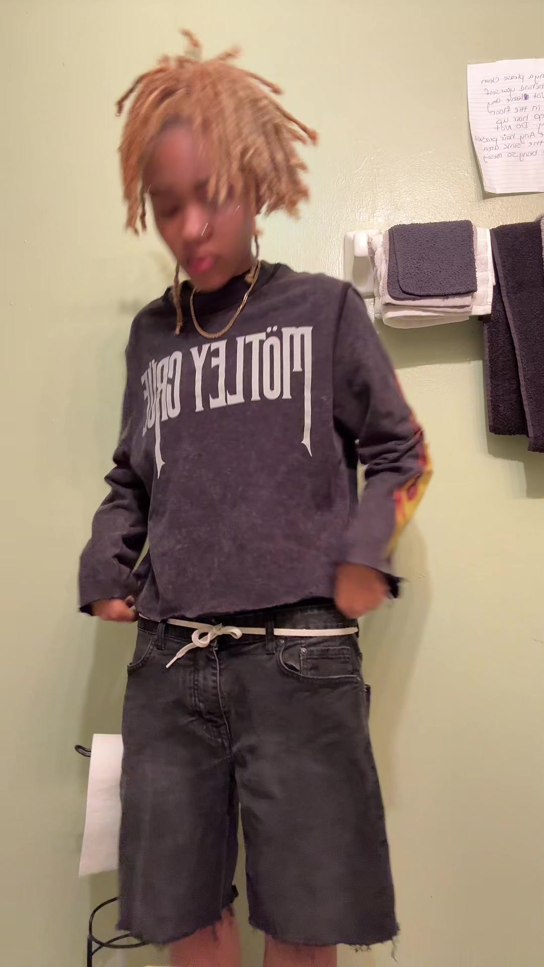 @ᴚ