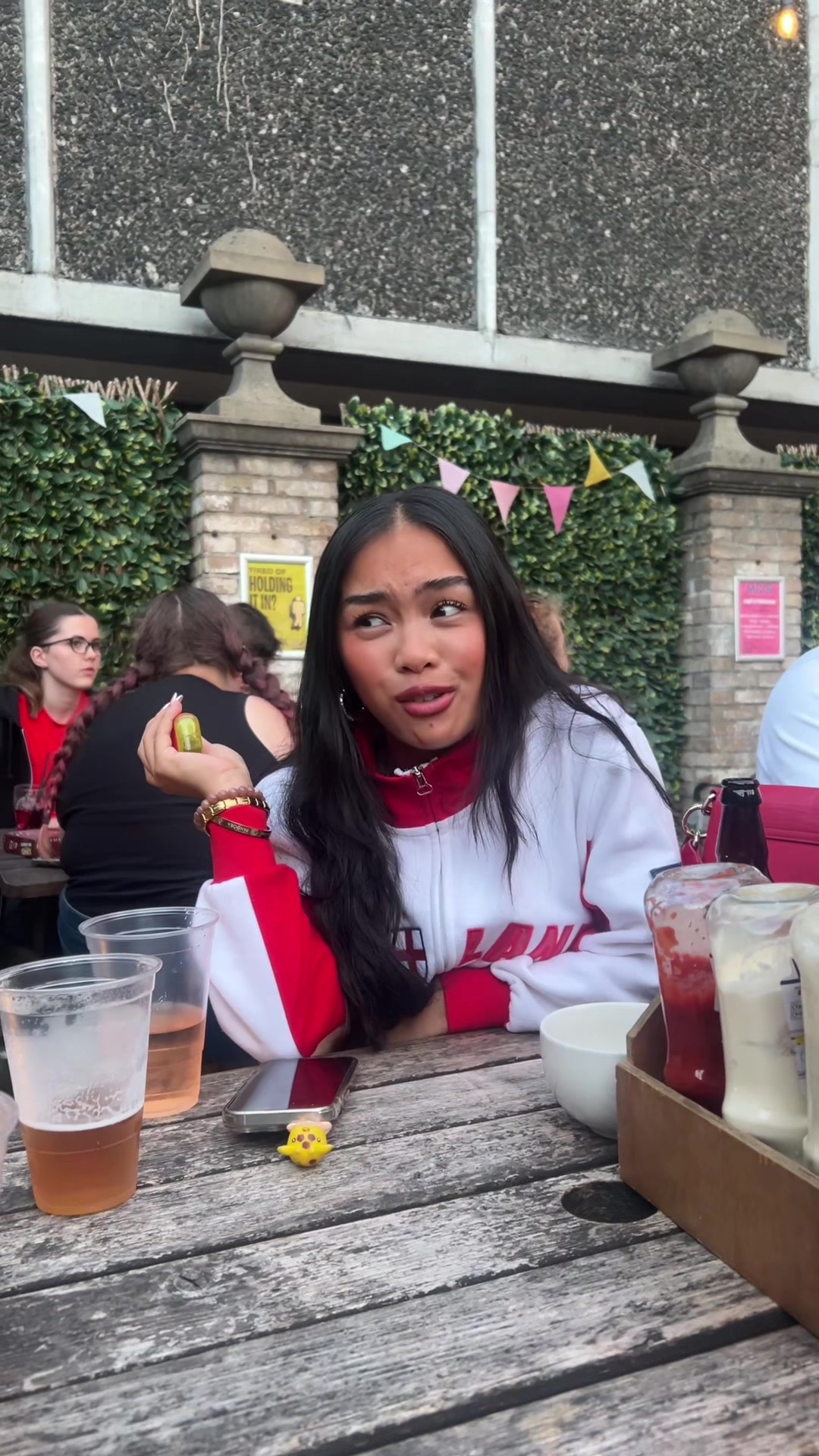 @Toni