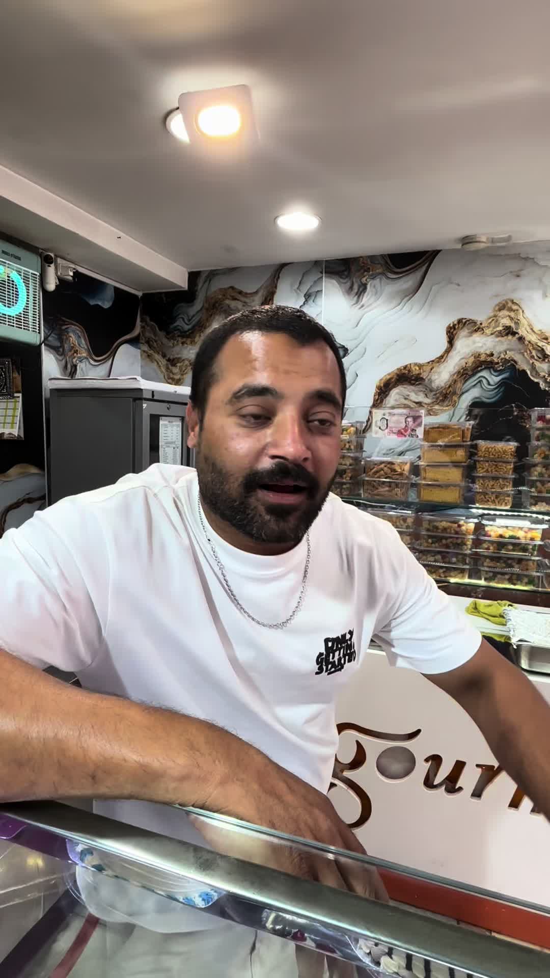 @Gio Khan
