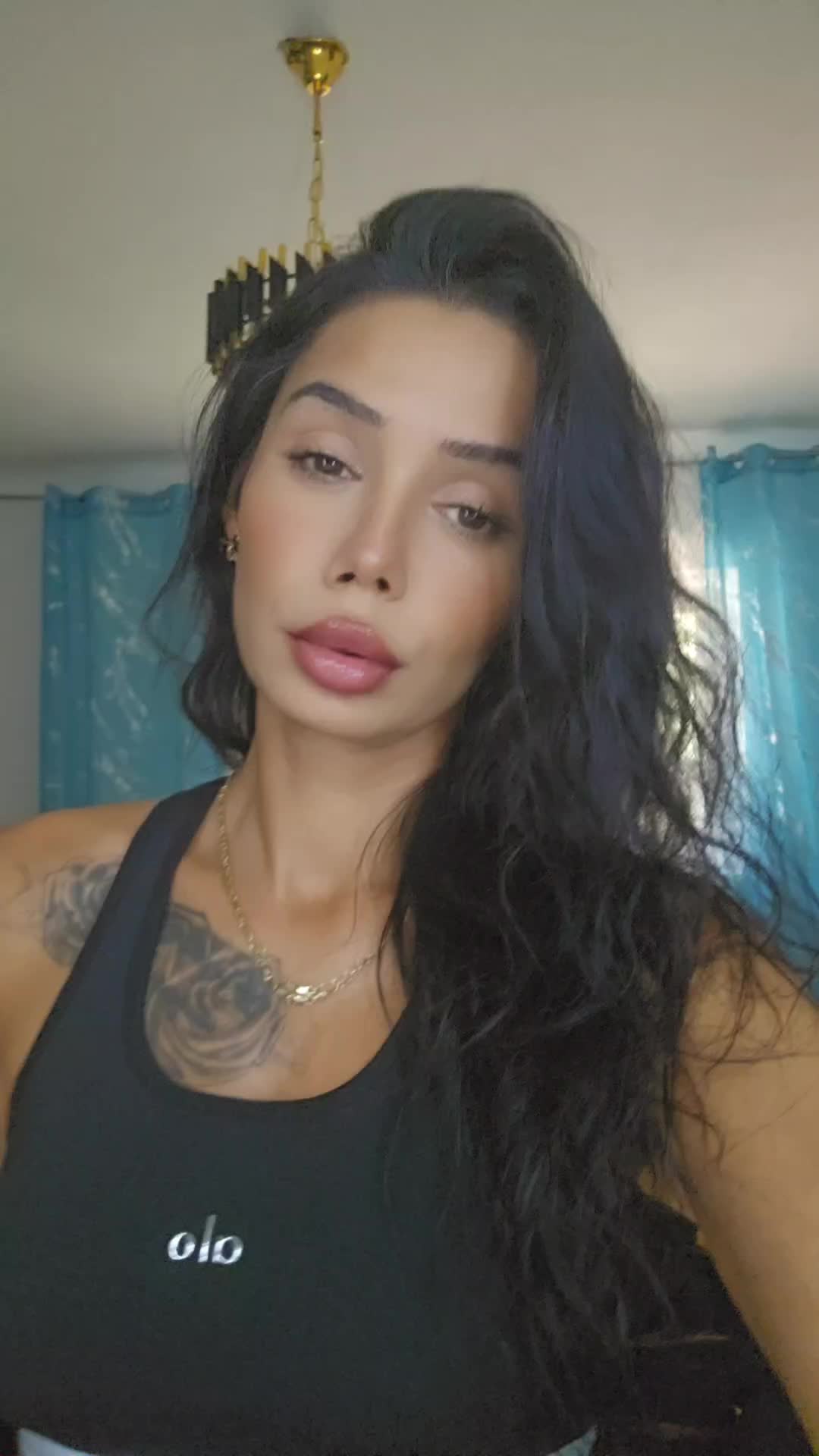 @nikoleta