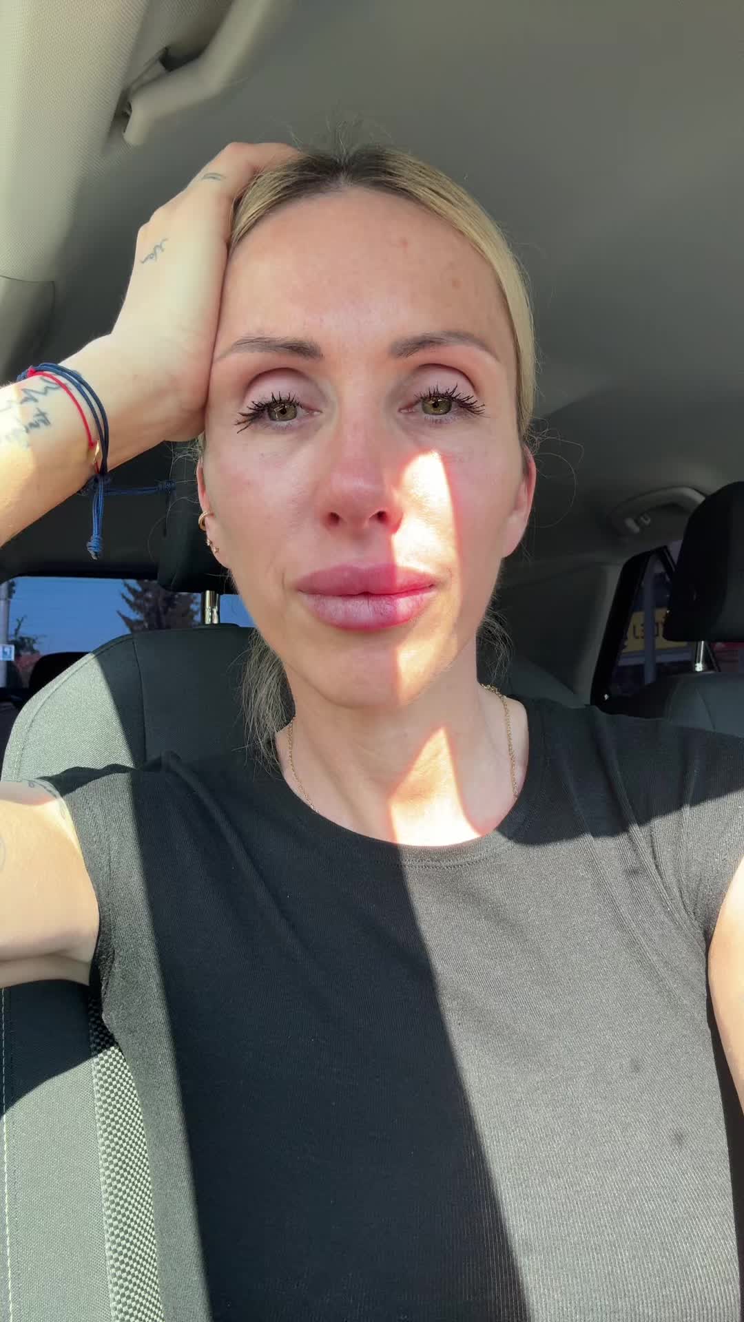 @Valentina