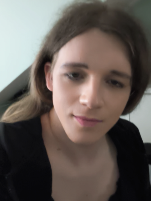 @Laurababyemily