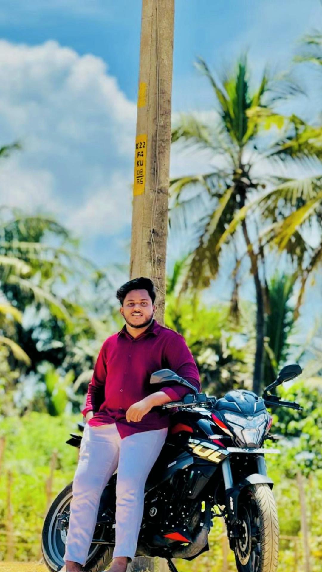 @Nidhu ⚡❤