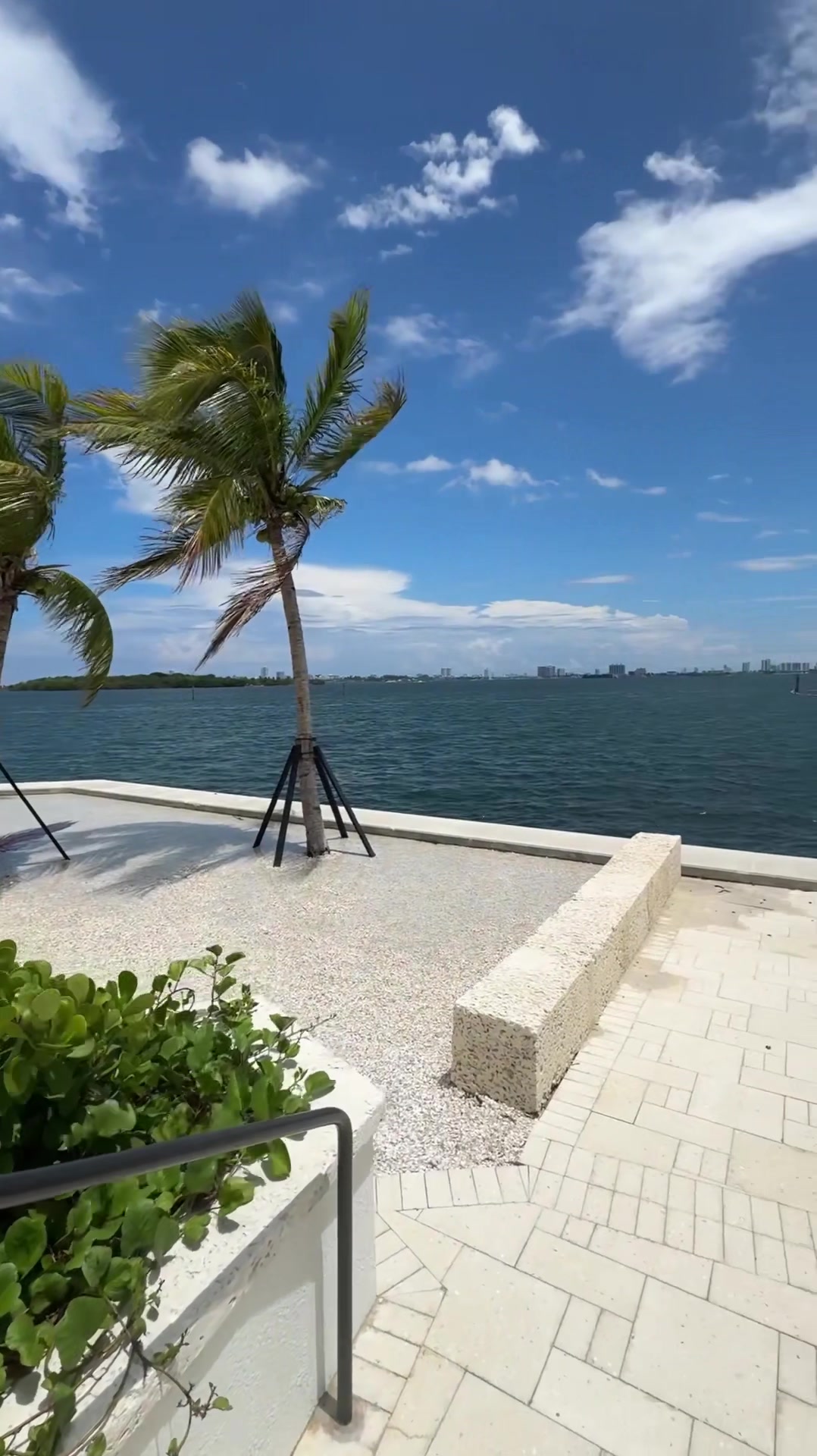 @Miami Apartment Locators