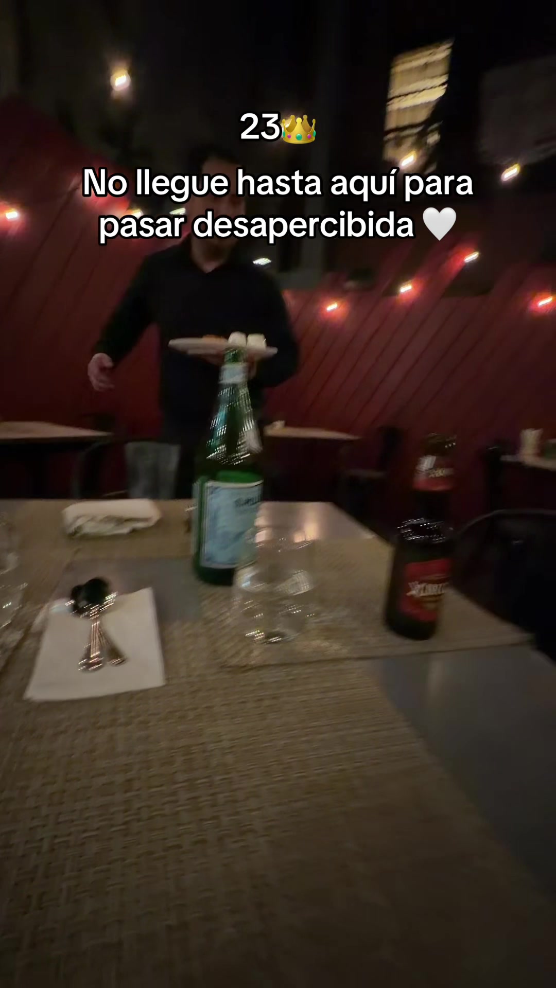 @Camila López 🍓🎧🧡