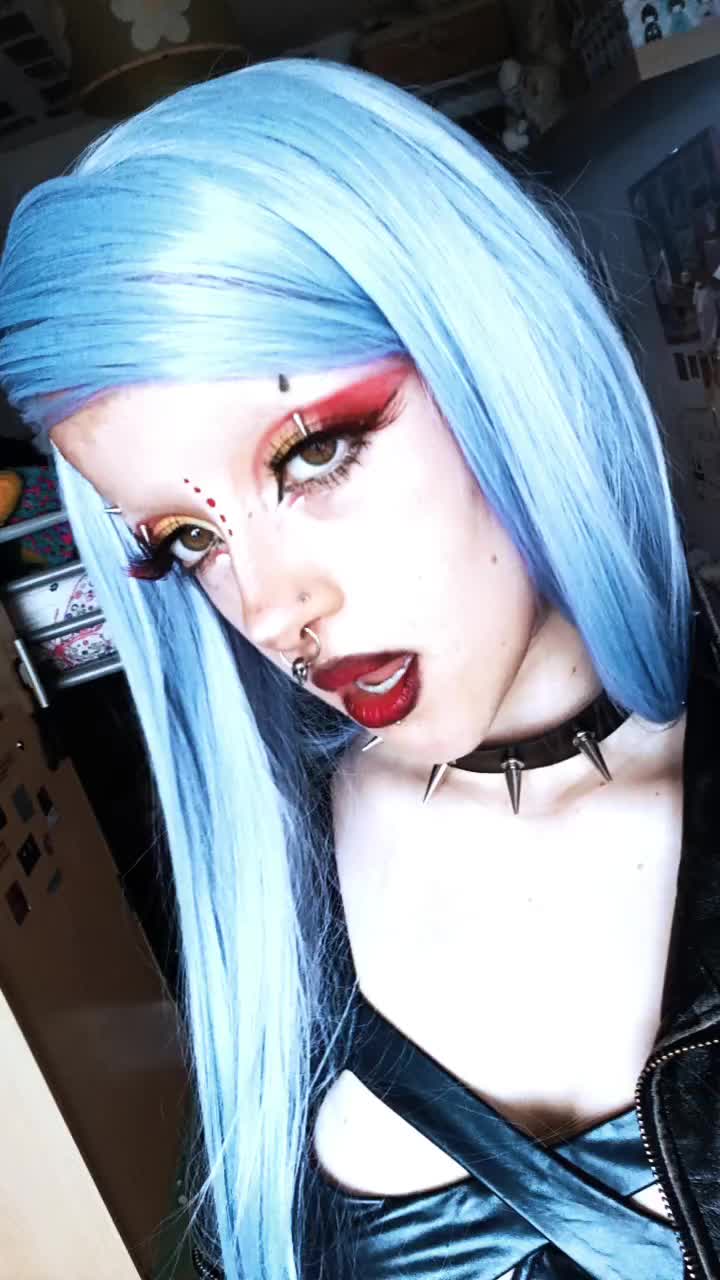 @ash :3