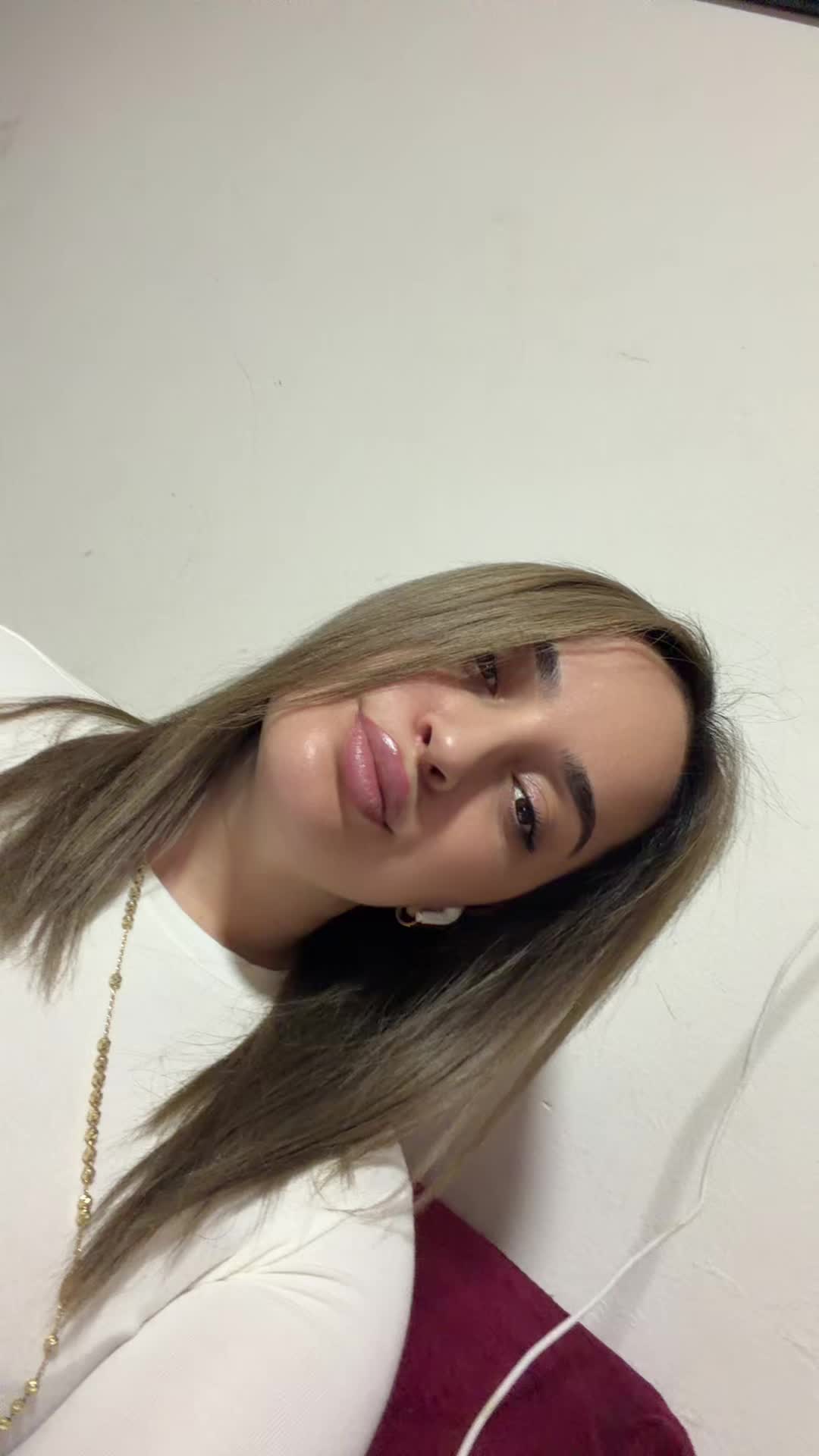 @Just E