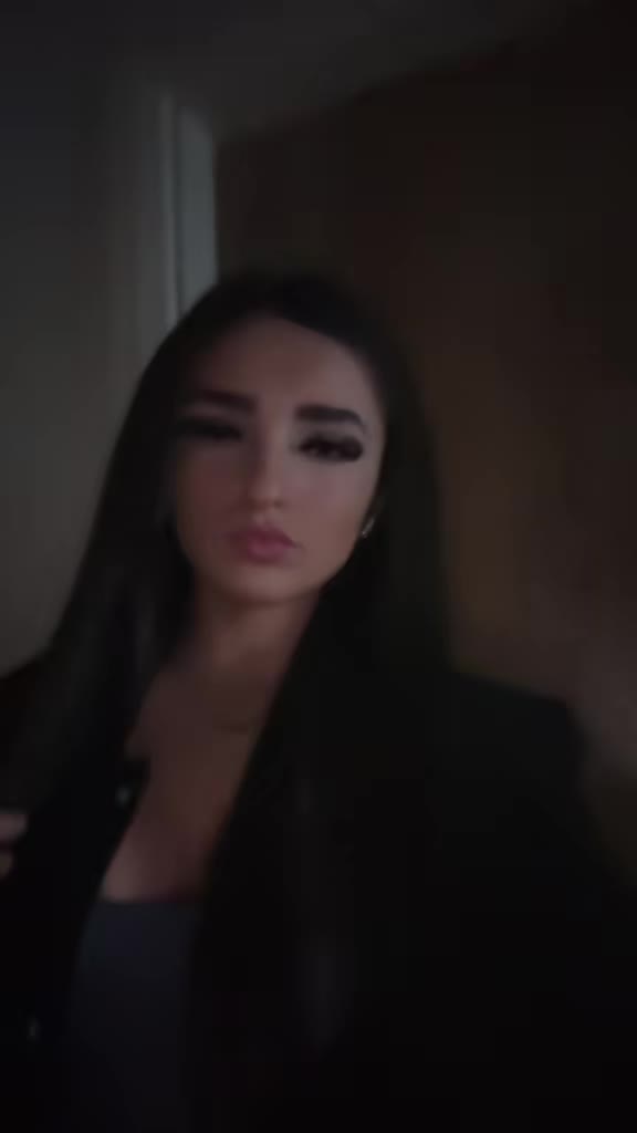 @𝐋ꨄ