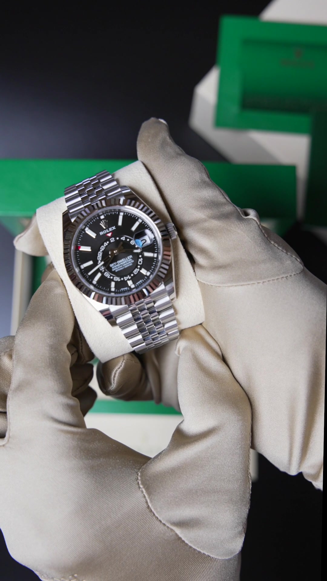 @thewatchroom