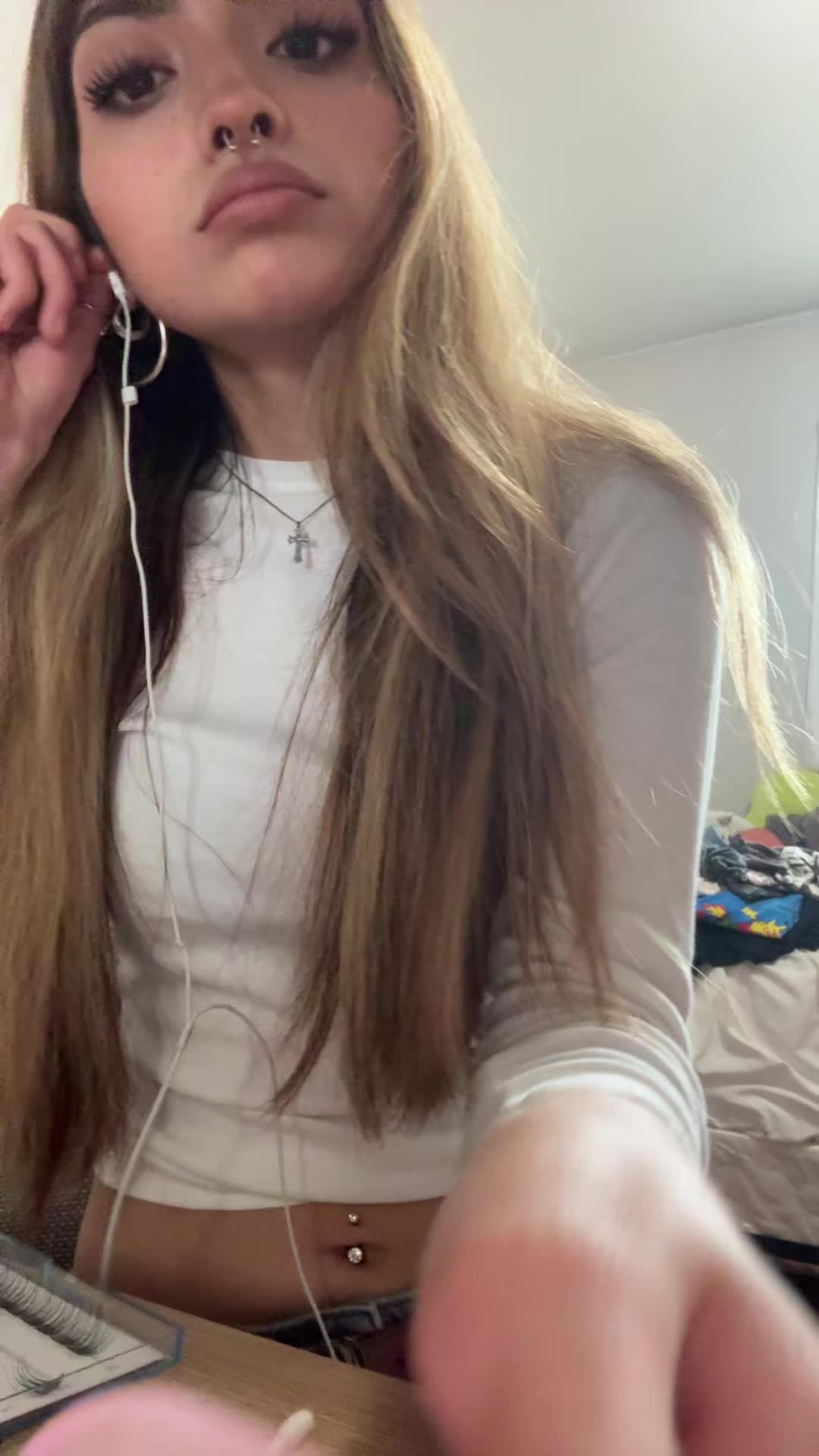 @canimoldintoyou