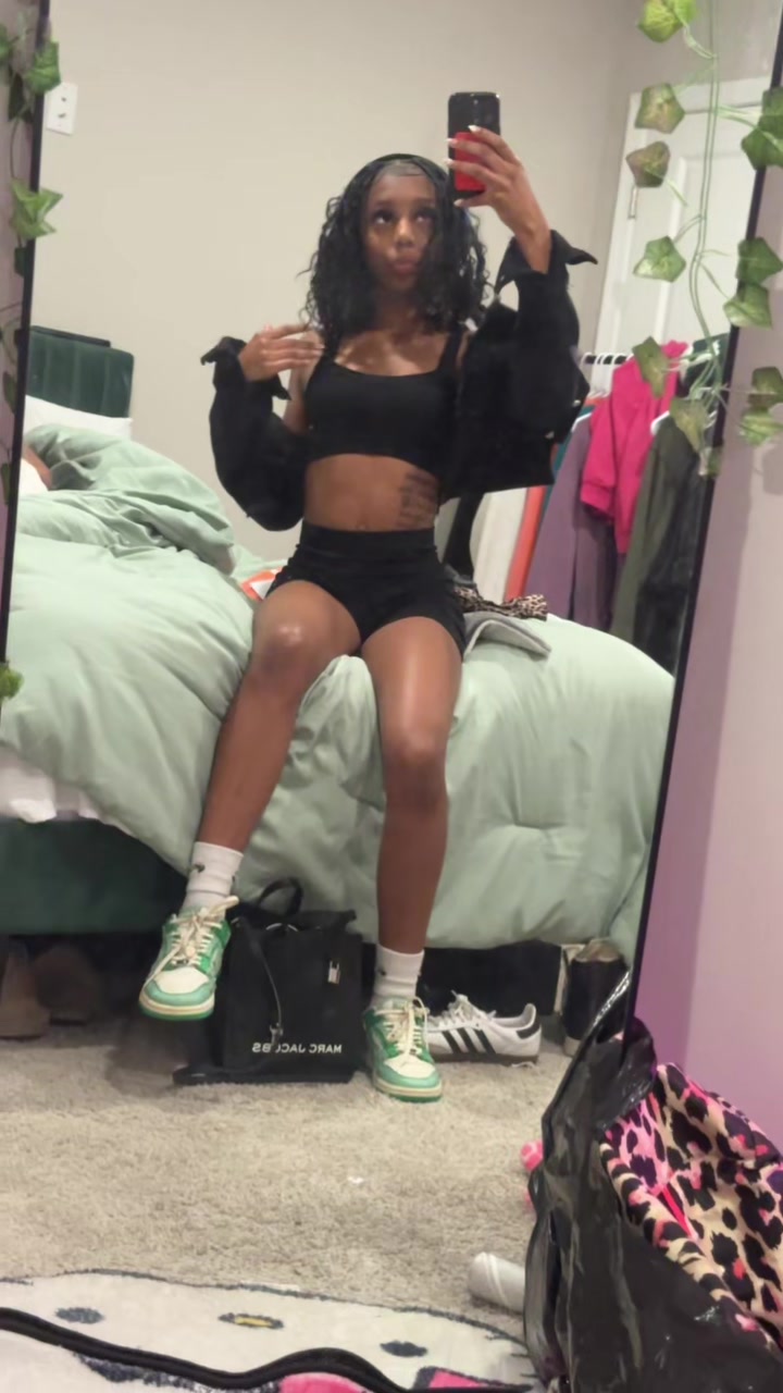 @missemaniii