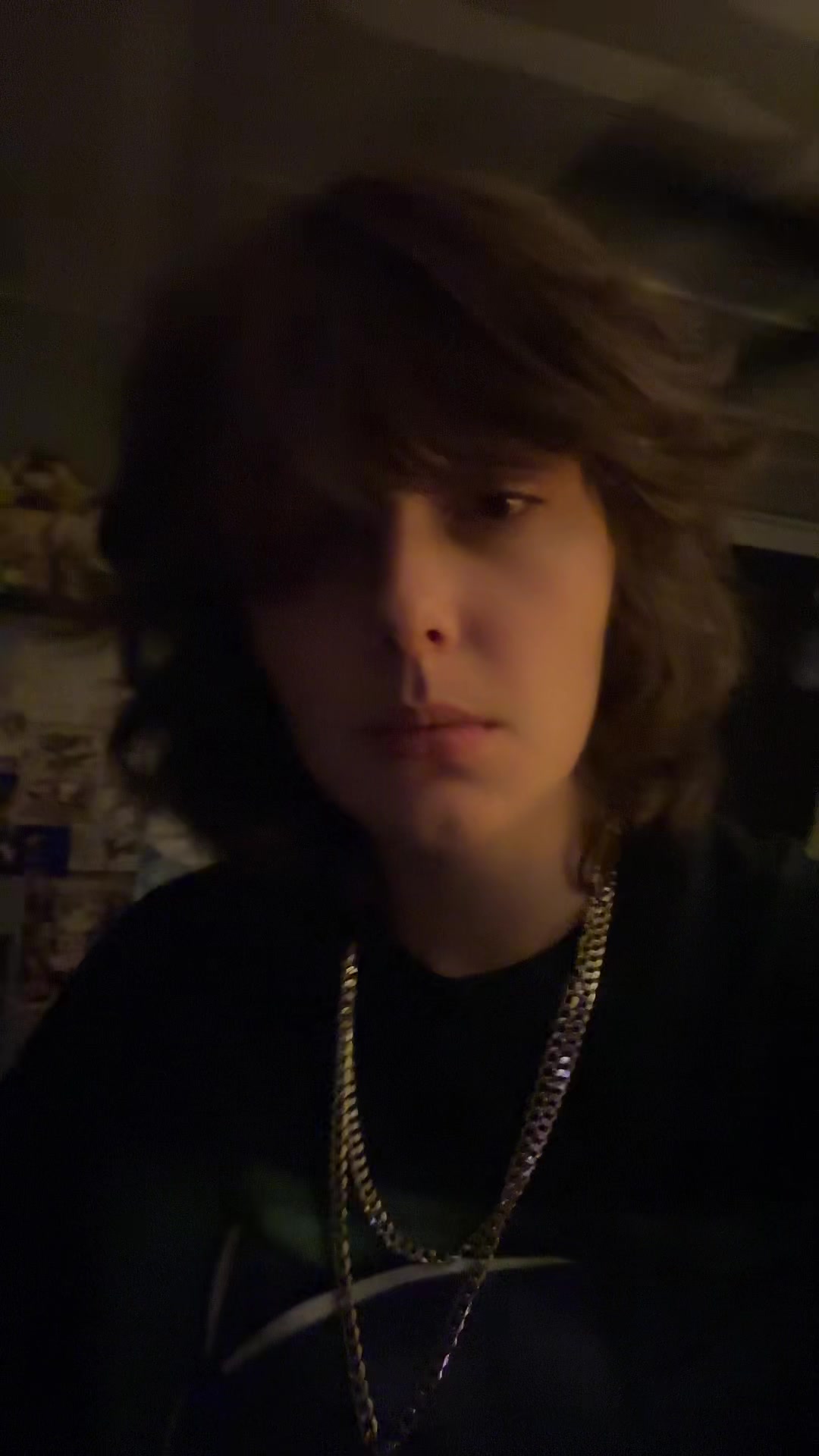 @:3