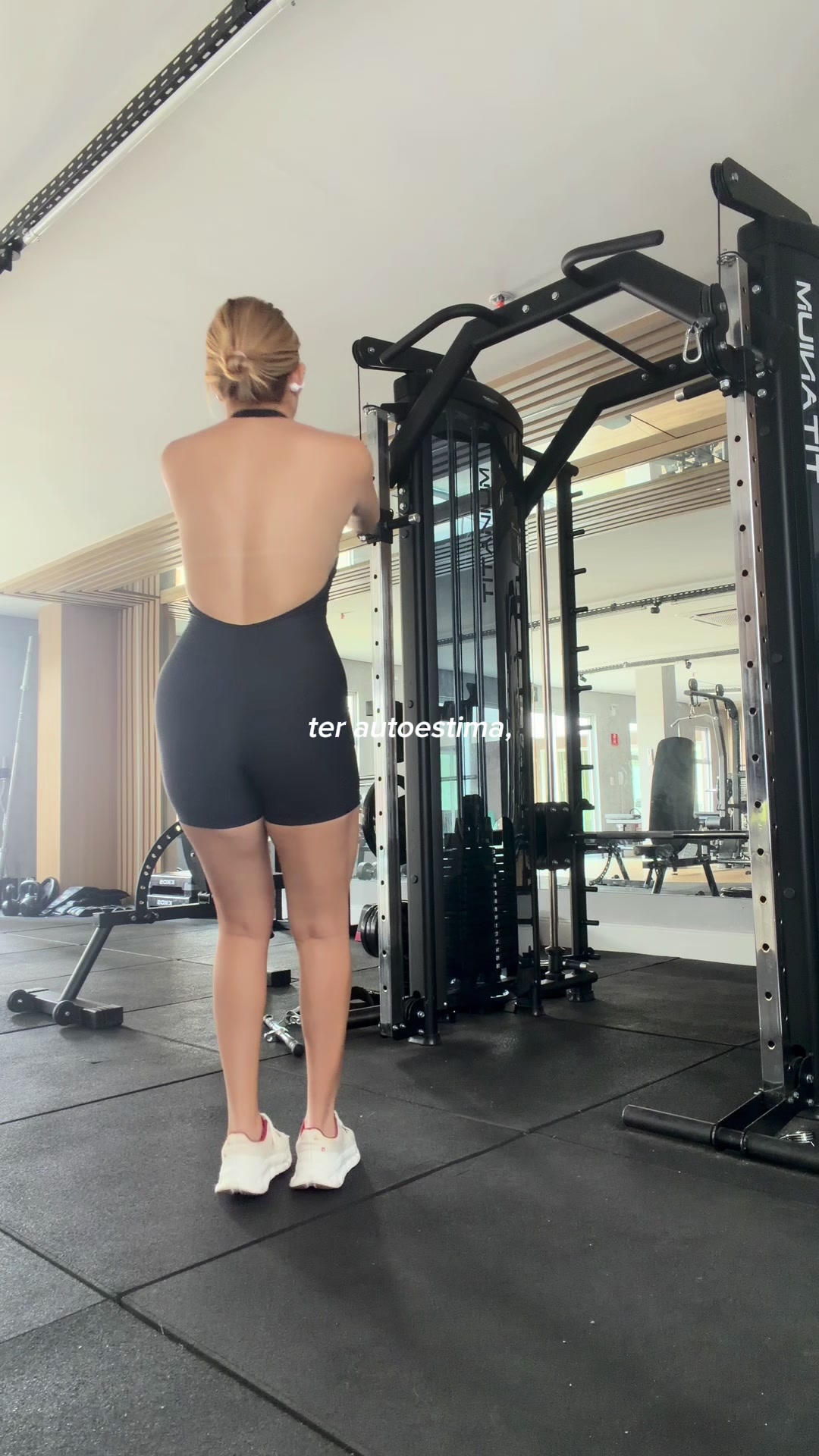 @Laishelena