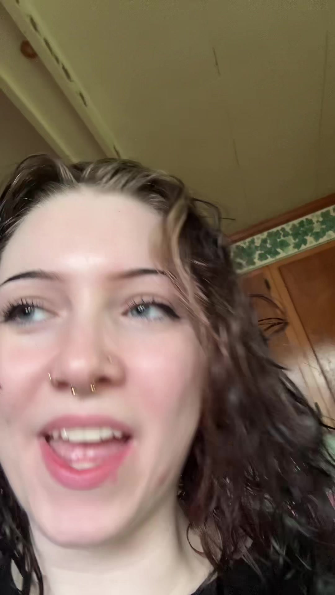 @lizzijogonecrazi