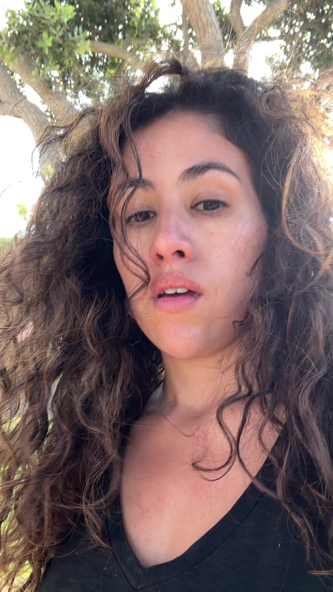 @nia_villav