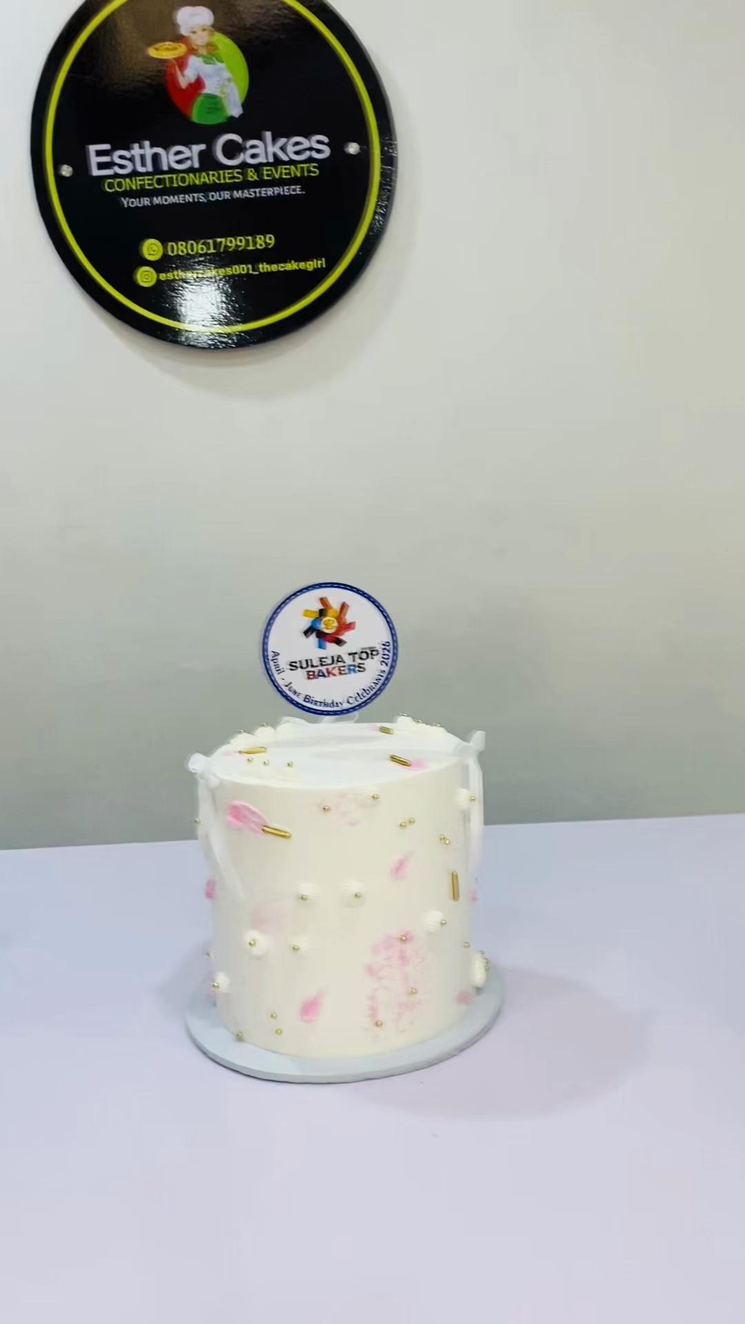 @Cake vendor in suleja/Abuja