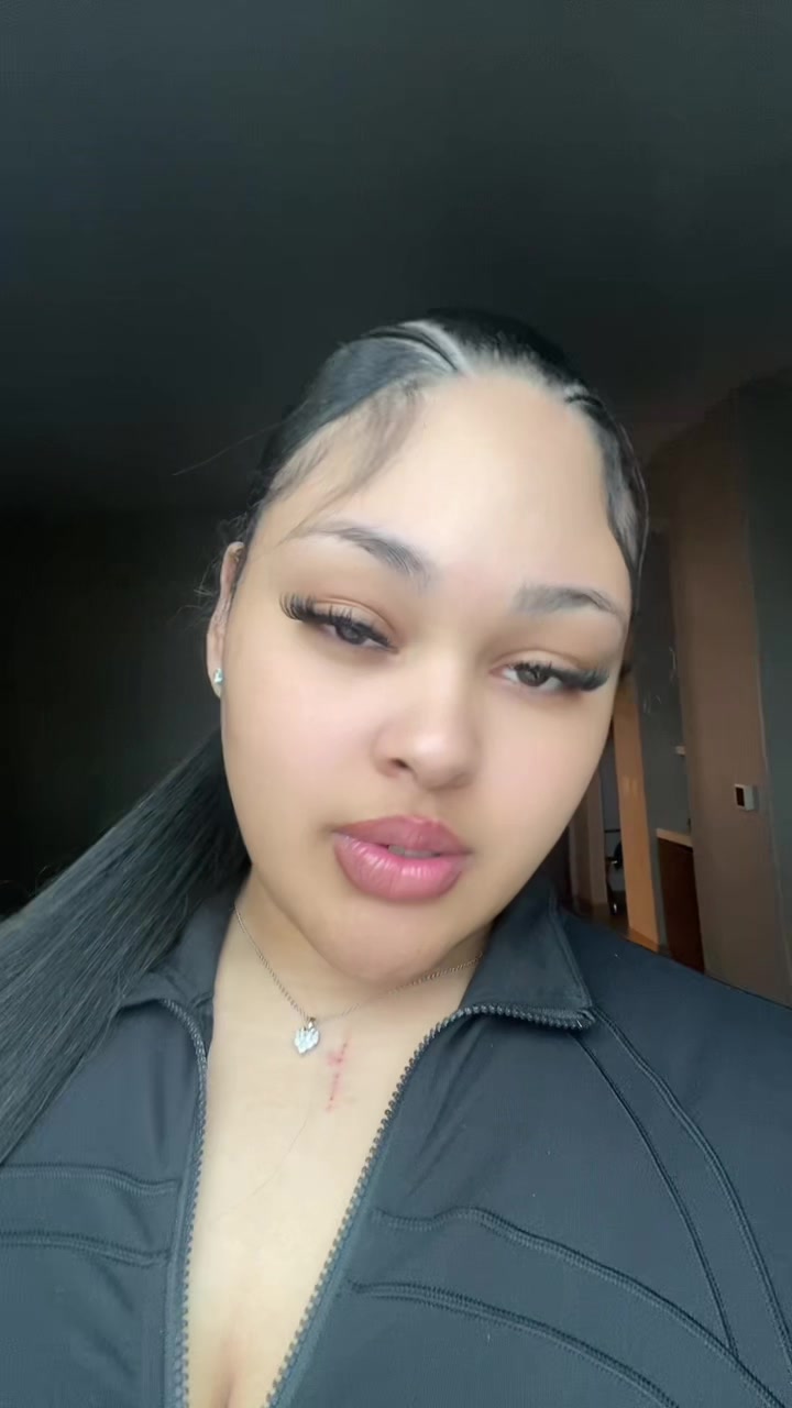 @Honeyamour___