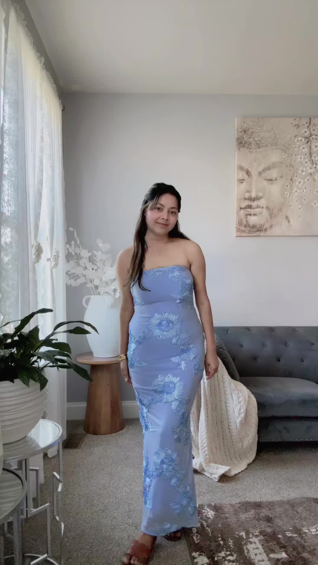 @Naina_🕊️🦋
