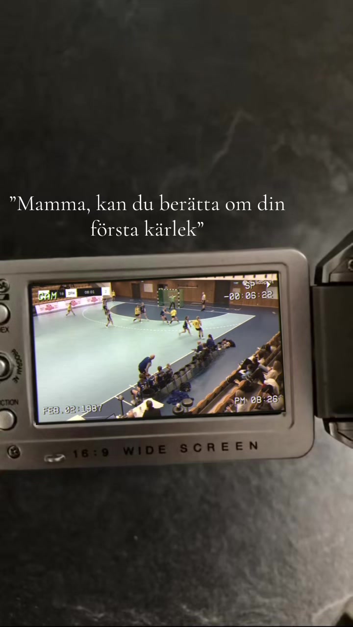 @𝓫𝓵𝓸𝓷𝓭𝓲𝓷𝓽𝓾𝓿𝓪